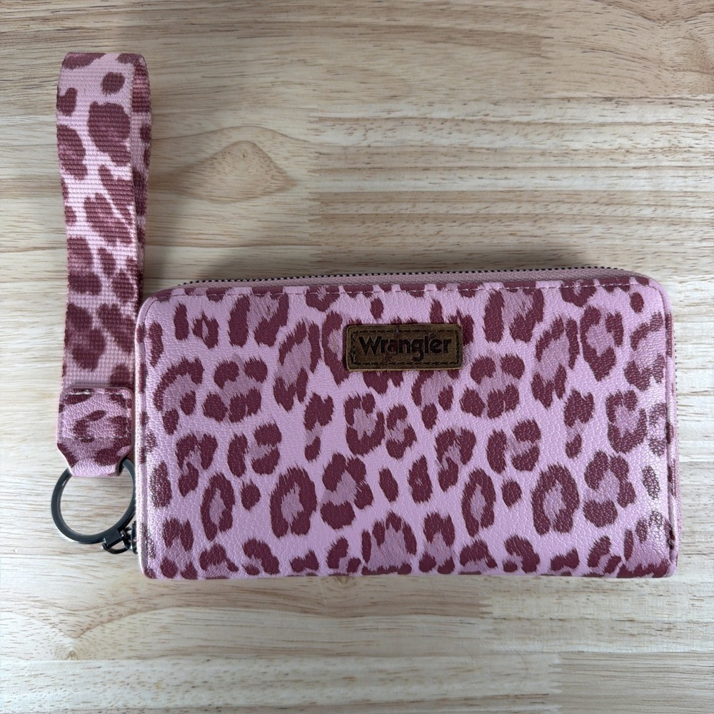Wrangler Leopard Print Wallet Wristlet In Pink With Strap Lanyard